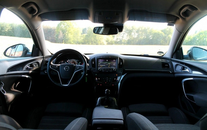 Opel Insignia cena 39999 przebieg: 218000, rok produkcji 2015 z Strzelno małe 497